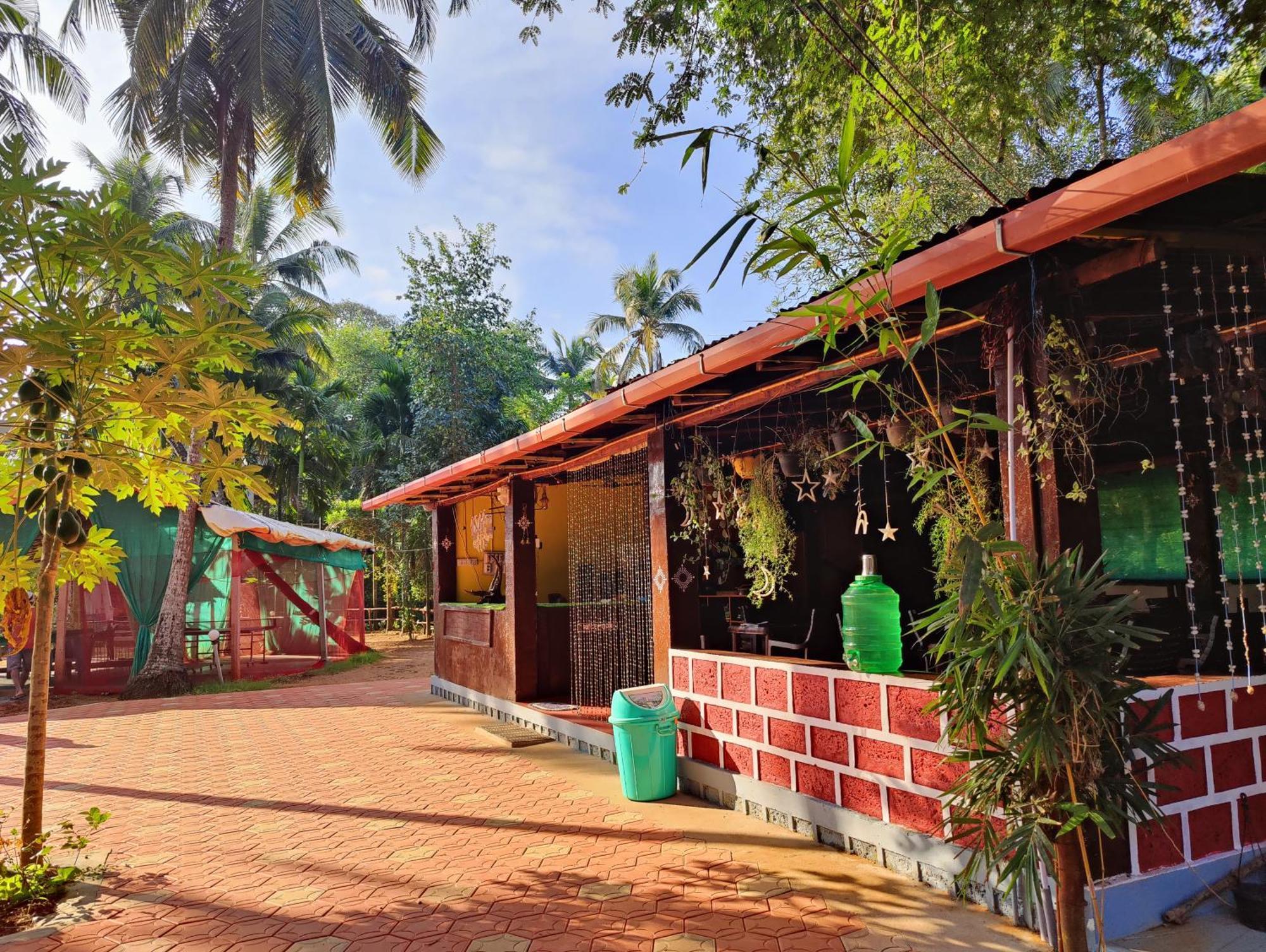 Artkarna Hotel Gokarna  Kültér fotó