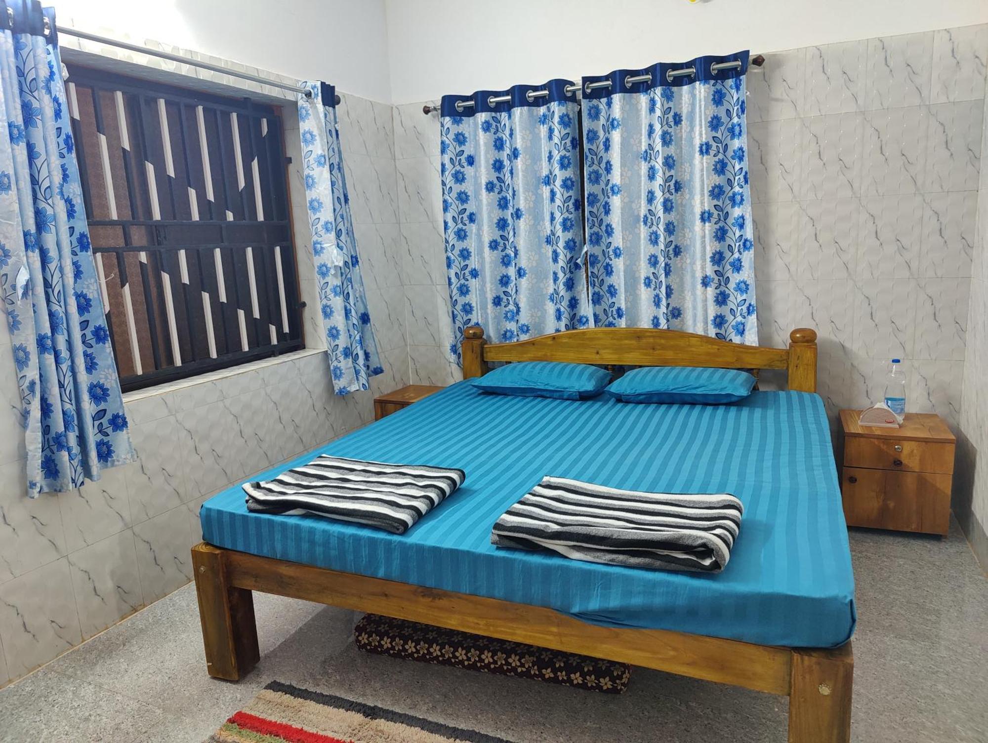 Artkarna Hotel Gokarna  Szoba fotó
